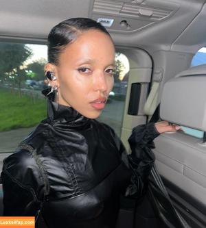 FKA Twigs photo #0394