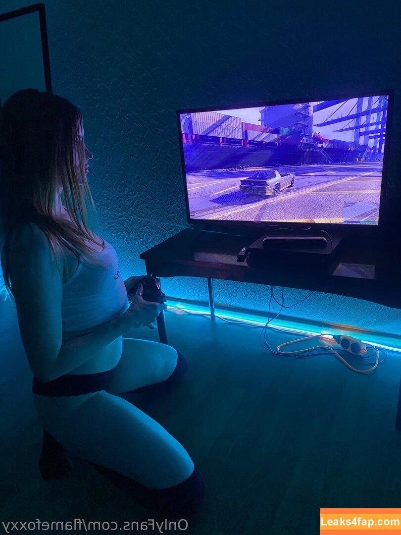 flamefoxxy /  leaked photo photo #0033