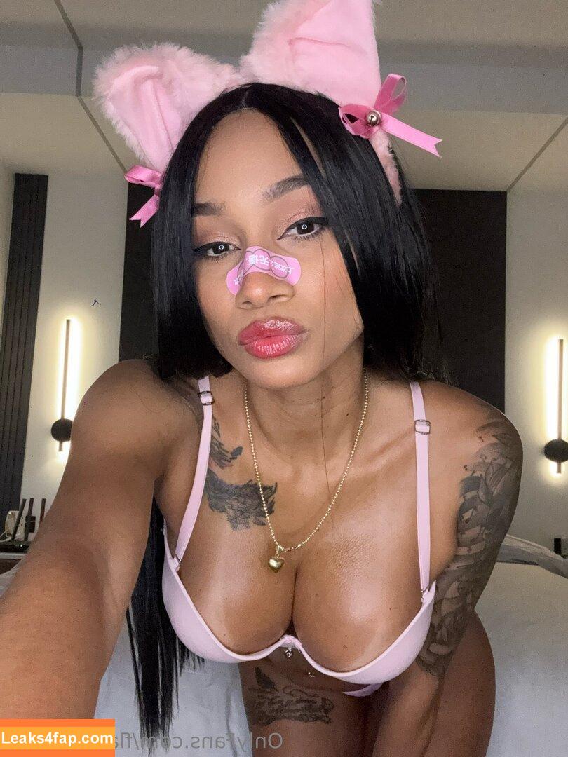 flaquitabella / ericka_flakita leaked photo photo #0623