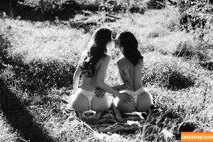 flashingemma photo #0065