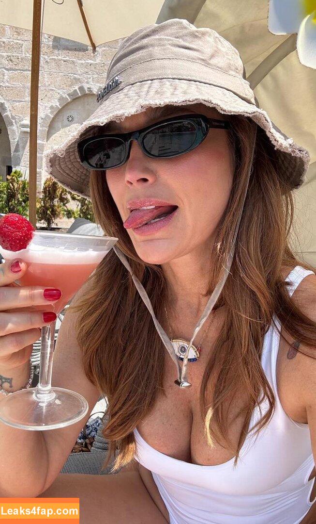 Flavia Alessandra / flaviaalessandra слитое фото фото #0601