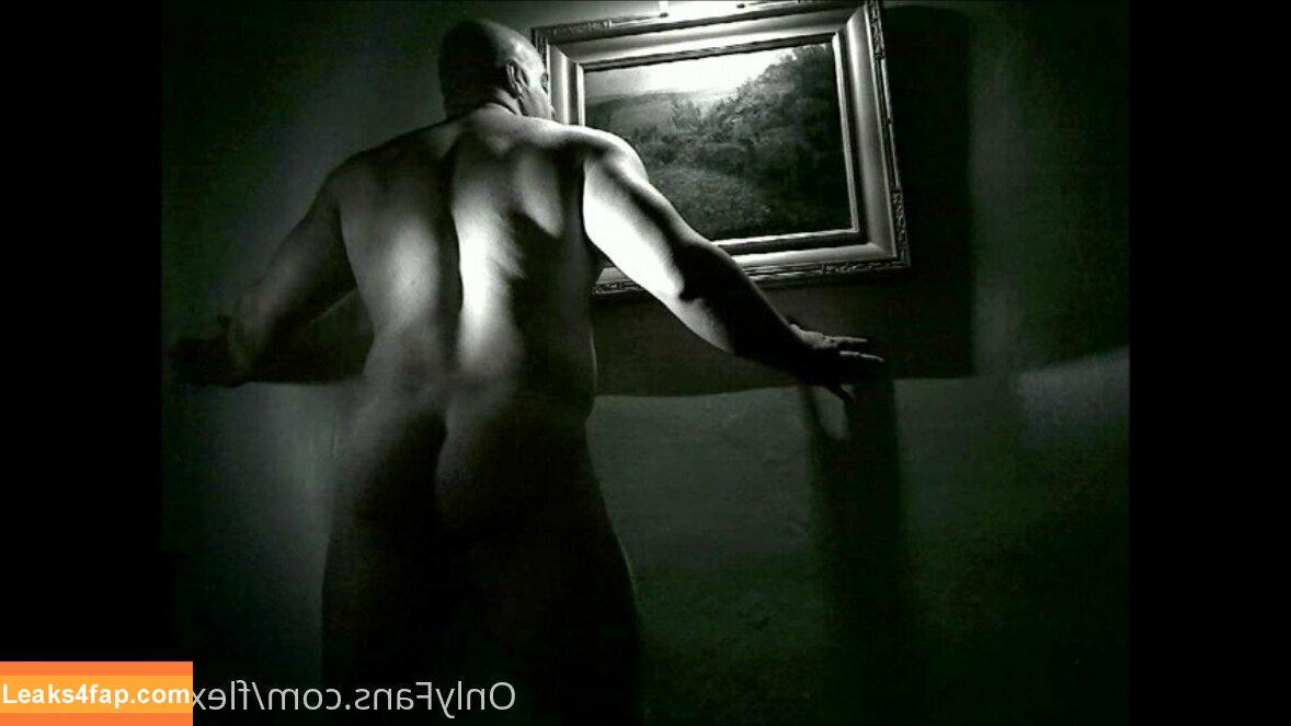 flexbigmuscle /  leaked photo photo #0053