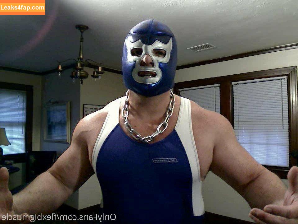 flexbigmuscle /  leaked photo photo #0059