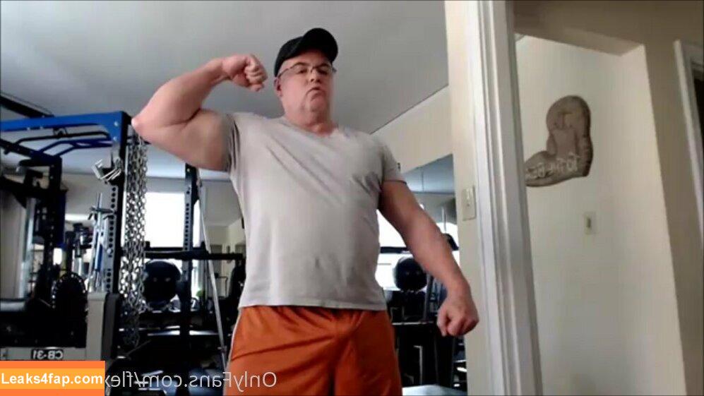 flexbigmuscle /  leaked photo photo #0076