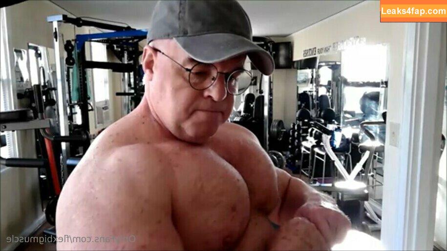 flexbigmuscle /  leaked photo photo #0255