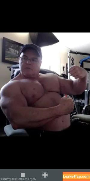 flexbigmuscle photo #0042
