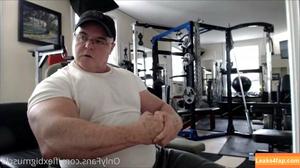 flexbigmuscle photo #0055