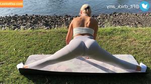 Flexible Beauties photo #0077