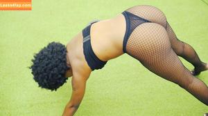 Flexible Beauties photo #0251