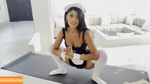 Flexible Beauties photo #0537