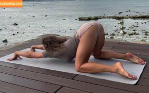 Flexible Beauties photo #0750