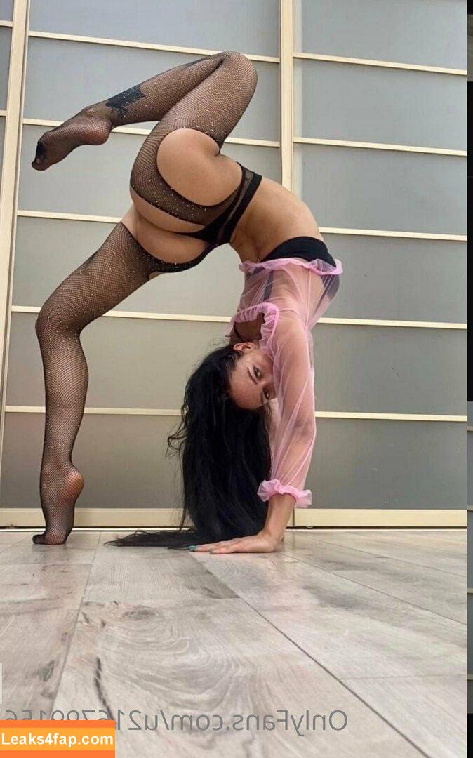 flexible_girl_hot /  leaked photo photo #0006