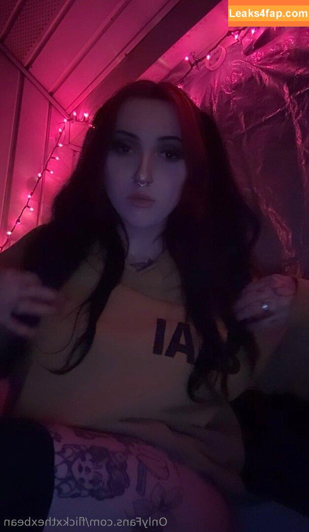 flickxthexbean /  leaked photo photo #0010