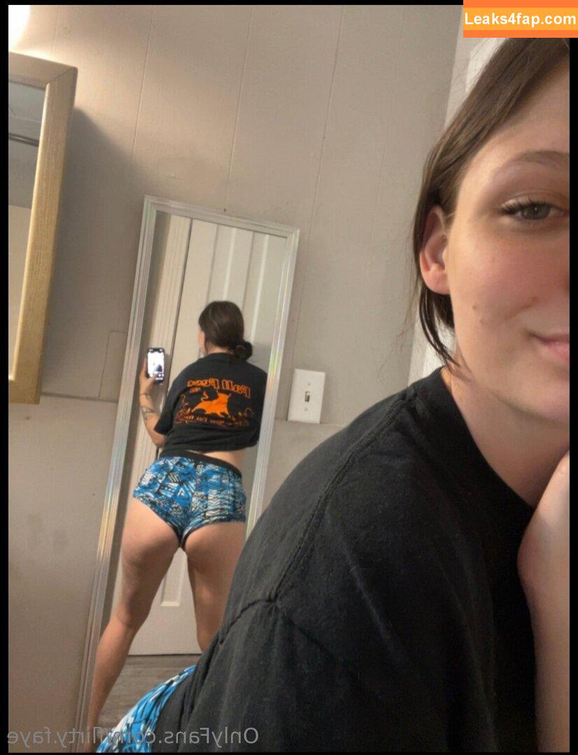 flirty.faye / flirtyfaye_ leaked photo photo #0003