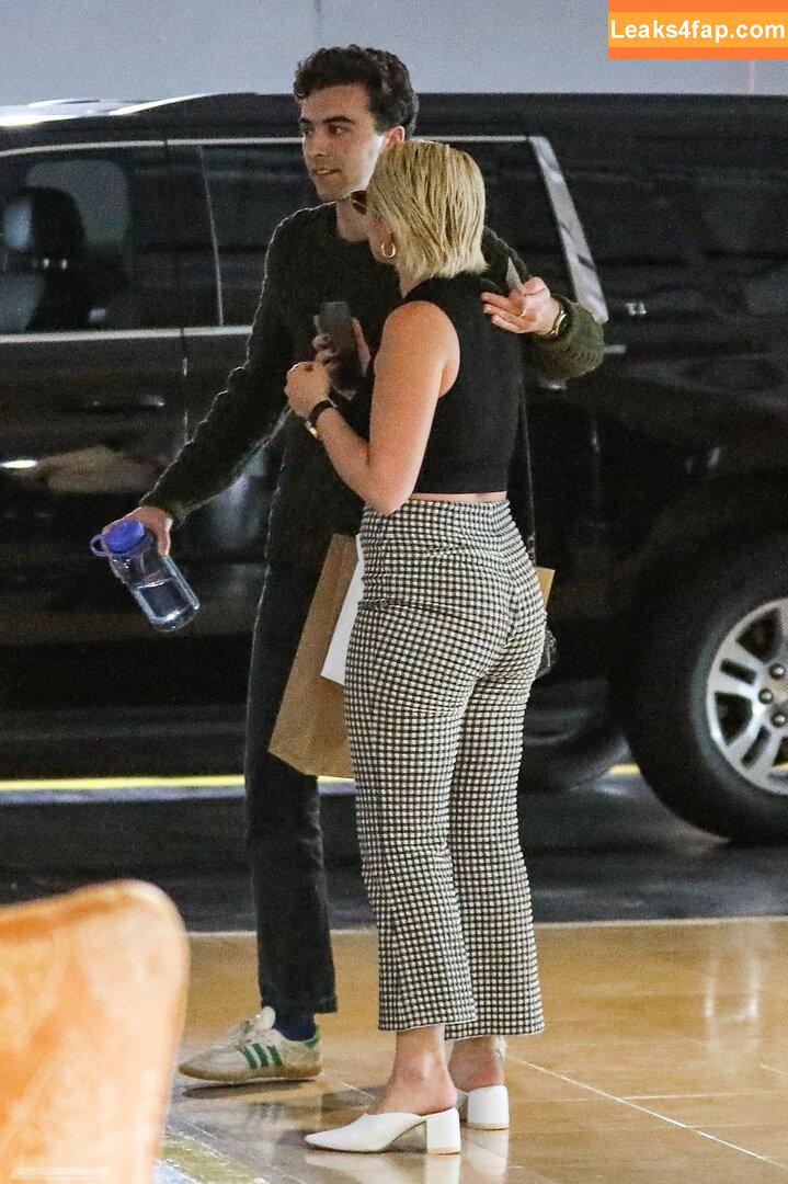Florence Pugh / florencepugh leaked photo photo #0620