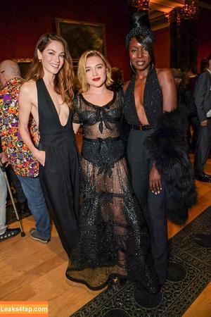 Florence Pugh photo #0076