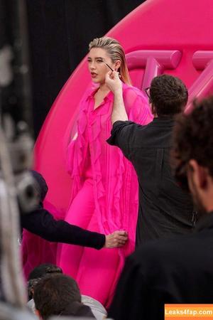 Florence Pugh photo #0282