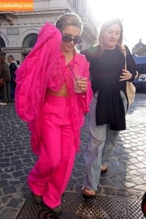 Florence Pugh photo #0288