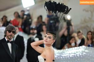 Florence Pugh photo #0305