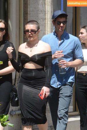 Florence Pugh photo #0323