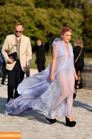 Florence Pugh photo #0359