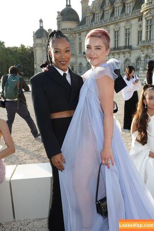 Florence Pugh photo #0376