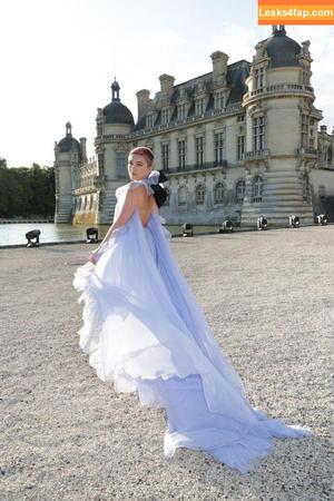 Florence Pugh photo #0380
