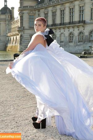 Florence Pugh photo #0381