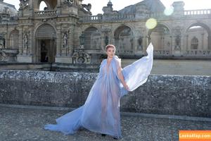 Florence Pugh photo #0387