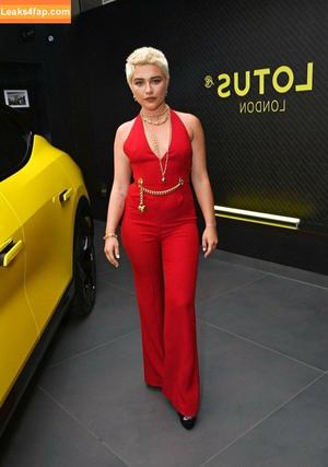 Florence Pugh photo #0487