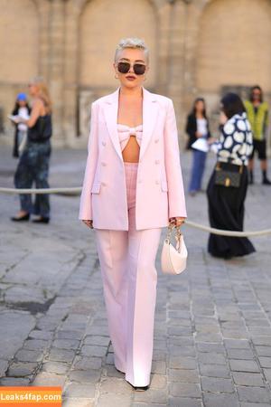 Florence Pugh photo #0575