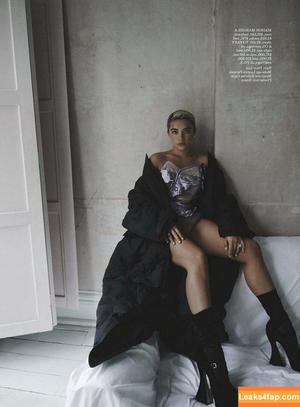 Florence Pugh photo #0636