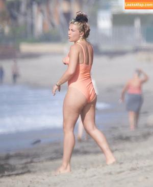 Florence Pugh photo #0695