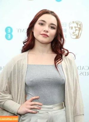 Florence Pugh photo #0811