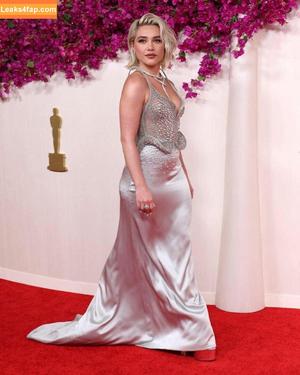 Florence Pugh photo #0954