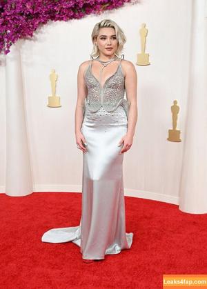 Florence Pugh photo #0990