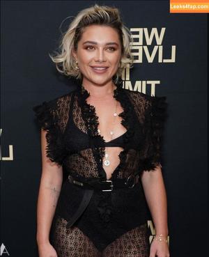 Florence Pugh photo #1404