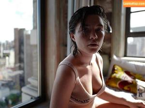 Florence Pugh photo #1674