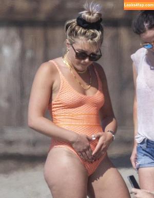 Florence Pugh фото #1739