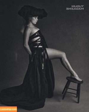 Florence Pugh photo #1902