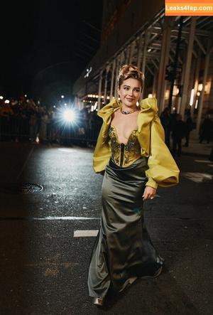 Florence Pugh photo #1928