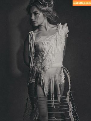 Florence Pugh photo #1964