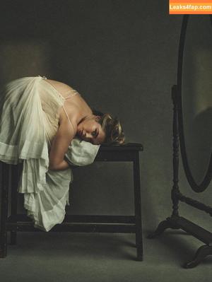 Florence Pugh photo #1966