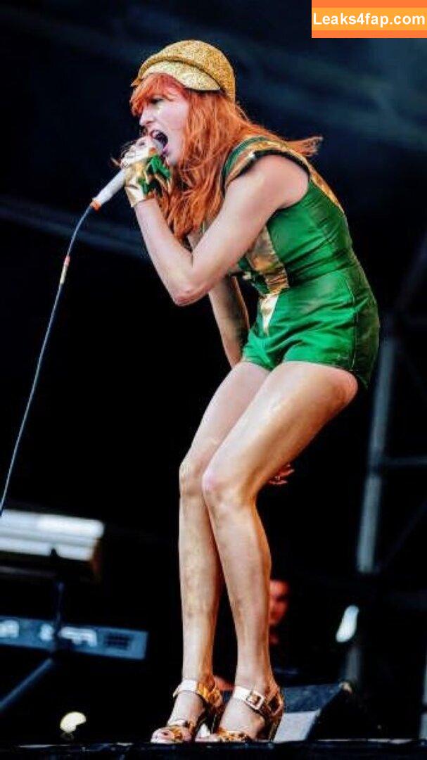 Florence Welch / florence leaked photo photo #0101