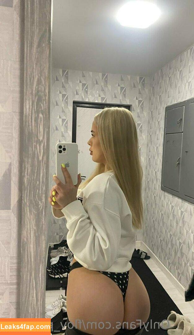 flov_princess / flo.imvu leaked photo photo #0012