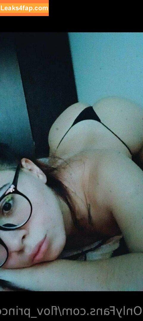 flov_princess / flo.imvu leaked photo photo #0015