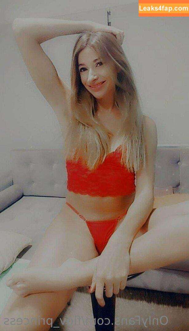 flov_princess / flo.imvu leaked photo photo #0158