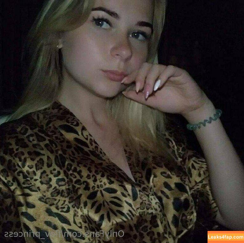 flov_princess / flo.imvu leaked photo photo #0321