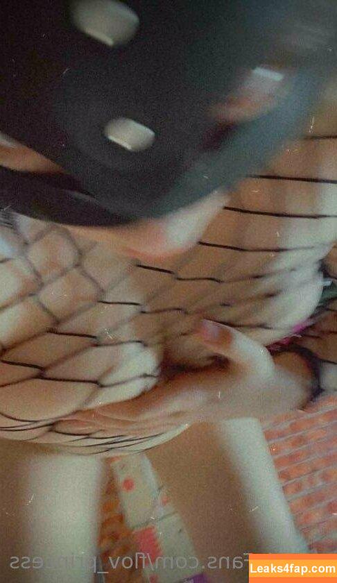 flov_princess / flo.imvu leaked photo photo #0537