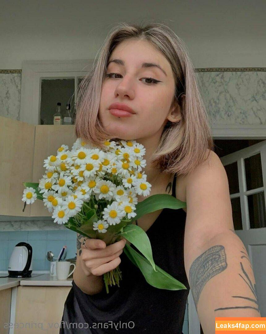 flov_princess / flo.imvu leaked photo photo #0878